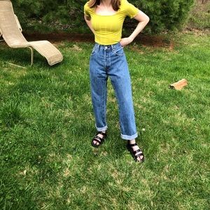 ❂ SOLD Levi’s Mom Jeans